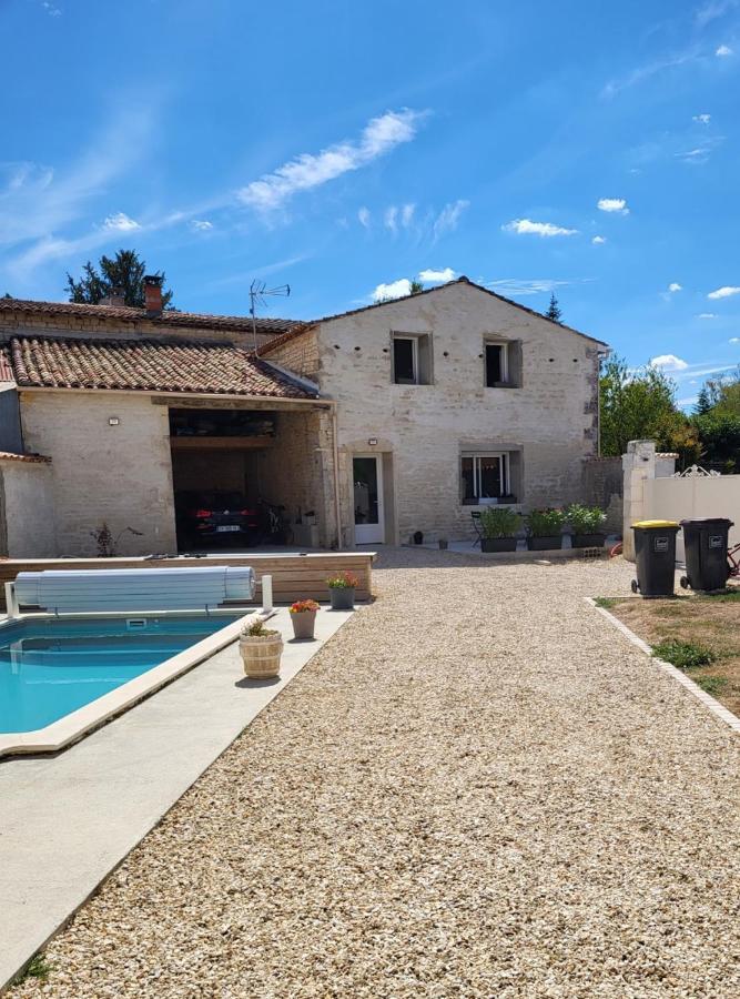 Villa GRANGE DES ORCHIDEES  à Marsac  Extérieur photo